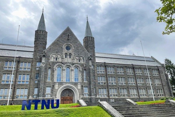 Norway Scholarships: Eligibility, Requirements & How to Apply