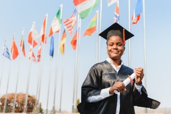 Top 10 International Scholarships (Fully Funded)